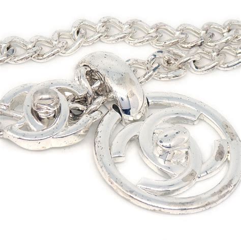 cerniera chanel 1997|Chanel 1997 Silver Double Turnlock Pendant Necklace.